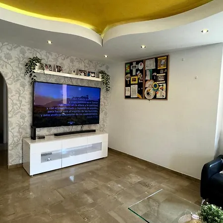 Habitation Centrica En Homestay